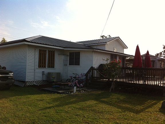 2nd image of 119 E 152nd St