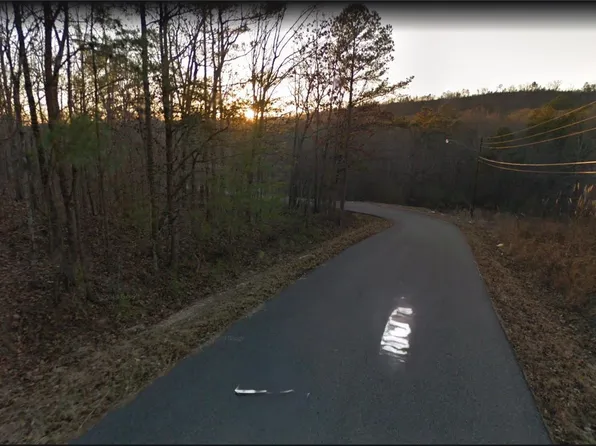 Marthas Dr, Gadsden, AL 35901