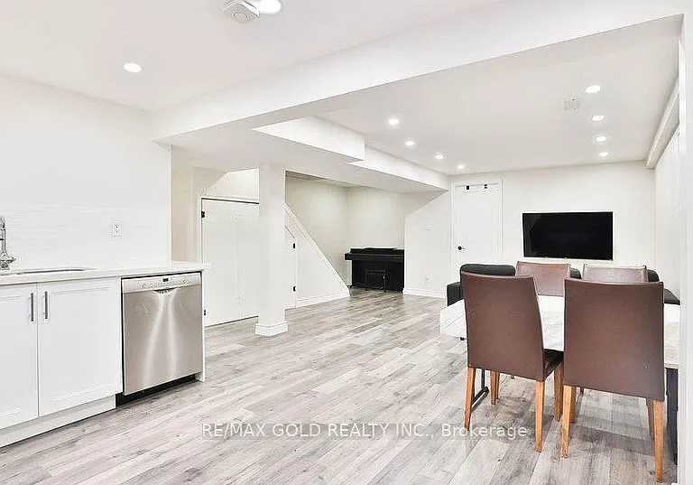 2673 Kingsberry Cres #BASEMENT — Photo 8