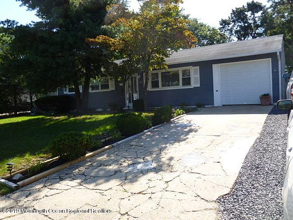 3rd image of 158 Attison Ave
