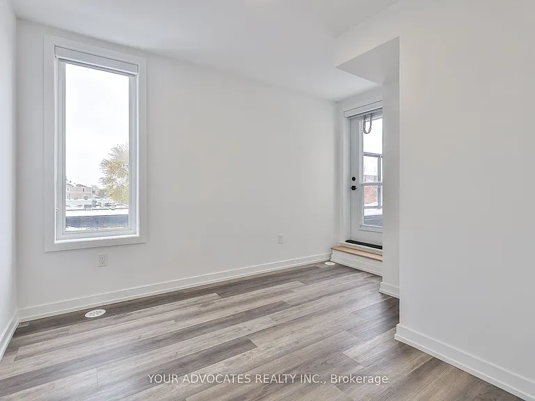 9 Vivian Rd — Photo 4