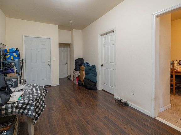 4th image of 333 Magnolia Ave