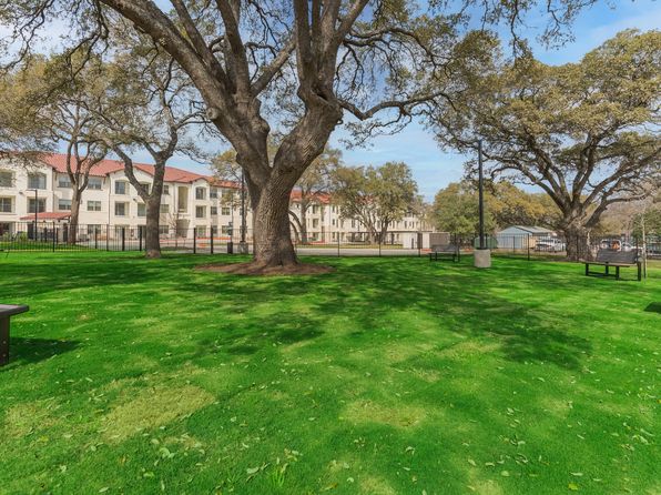 414 E Wonsley Dr APT 3204