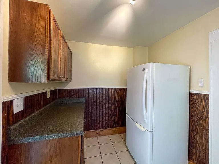 10 Latta St #A — Photo 9