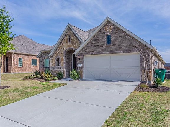 2nd image of 5905 Fremont Dr
