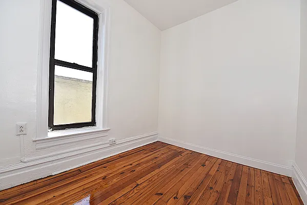 Rented by Keller Williams NYC | media 31