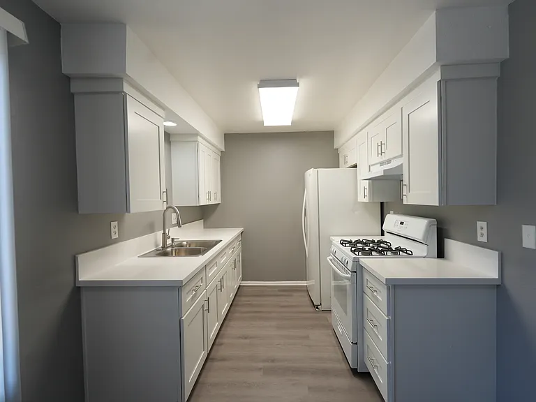 141 W Lambert Rd #1 — Photo 8