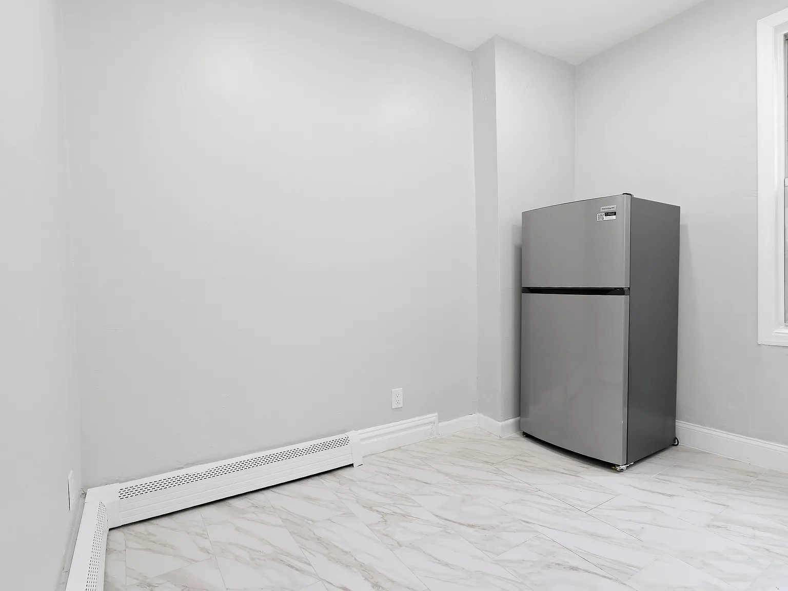 1 bed, 425 sqft, $1,750 — Photo 3