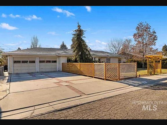 2nd image of 343 Holland Dr