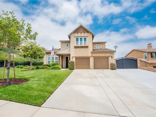 16934 Hidden Trails Ln, Riverside, CA 92503