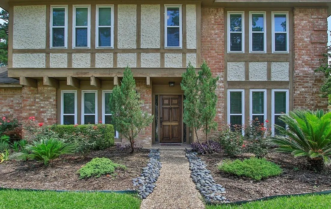 4 bed, 2.5 bath, 2661 sqft, $2,175 — Photo 4