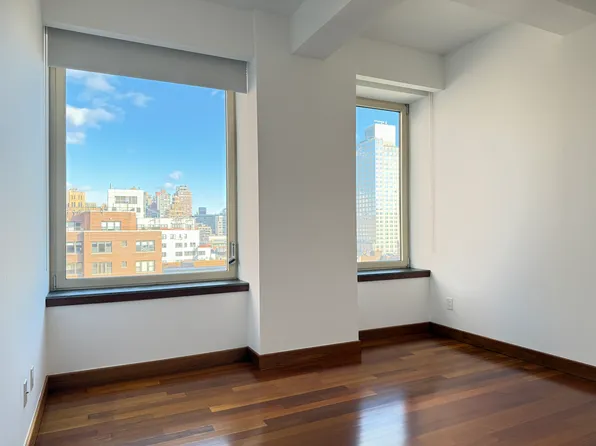 305 East 63rd Street image 2 of 9