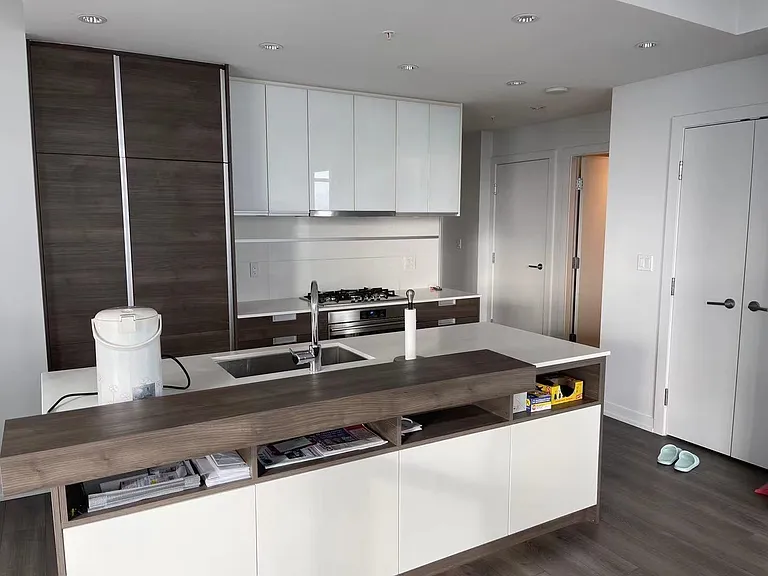 4688 Kingsway Way — Photo 3