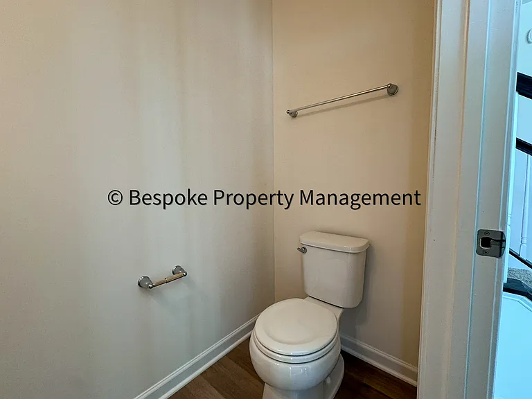 56 Dover Ct — Photo 14
