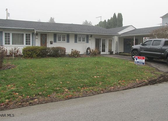2nd image of 323 Logan Pl