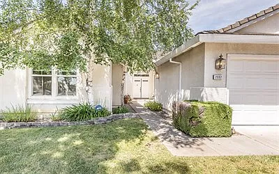 2332 Palmer Cir photo 1