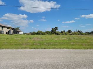 1229 NW 33rd Ave, Cape Coral, FL 33993