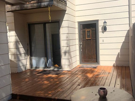 2nd image of 1322 Parkwood Dr