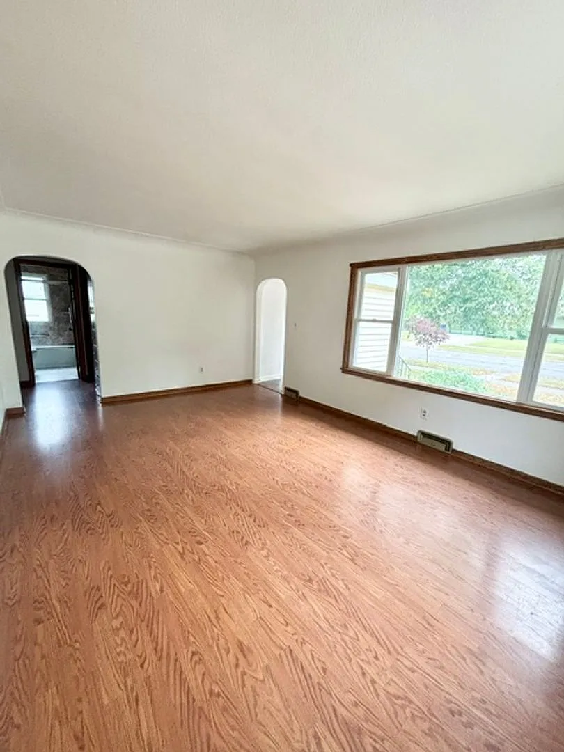 135 24th Ave S in St. Cloud, MN. — Photo 3