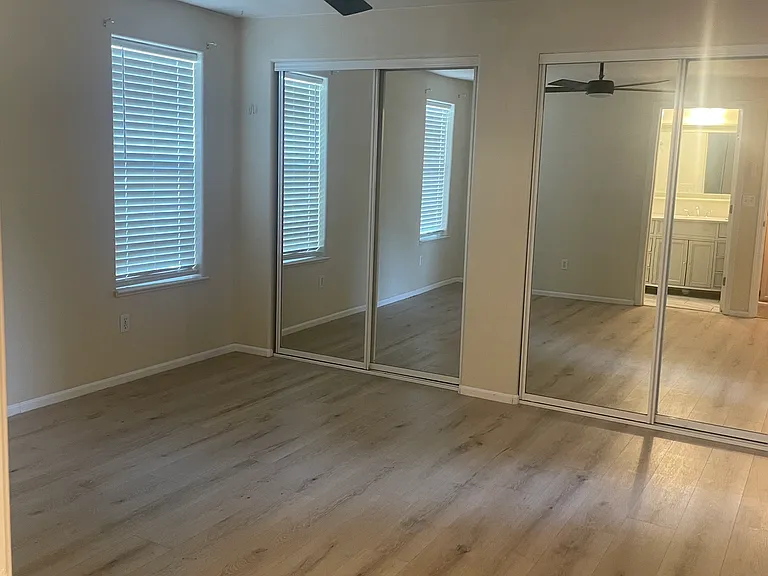 1040 Brandi Way — Photo 24