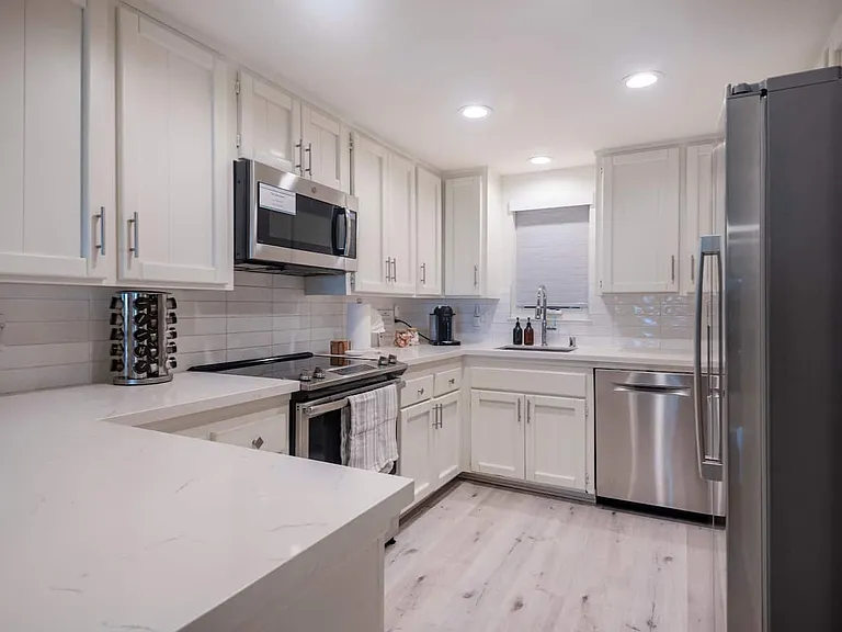 295 Sea Forest Ct — Photo 25