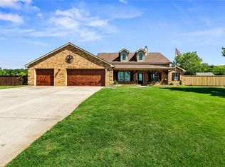 120 Faircrest Dr, Aubrey, TX 76227