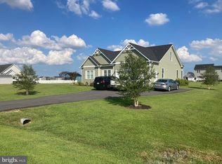 11310 Maplewood Dr, Ridgely, MD 21660