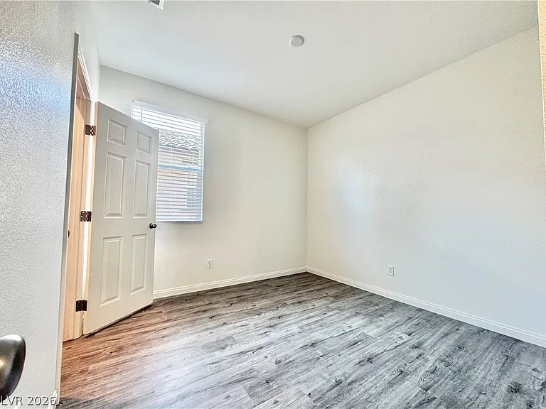 4258 Tarim St — Photo 11