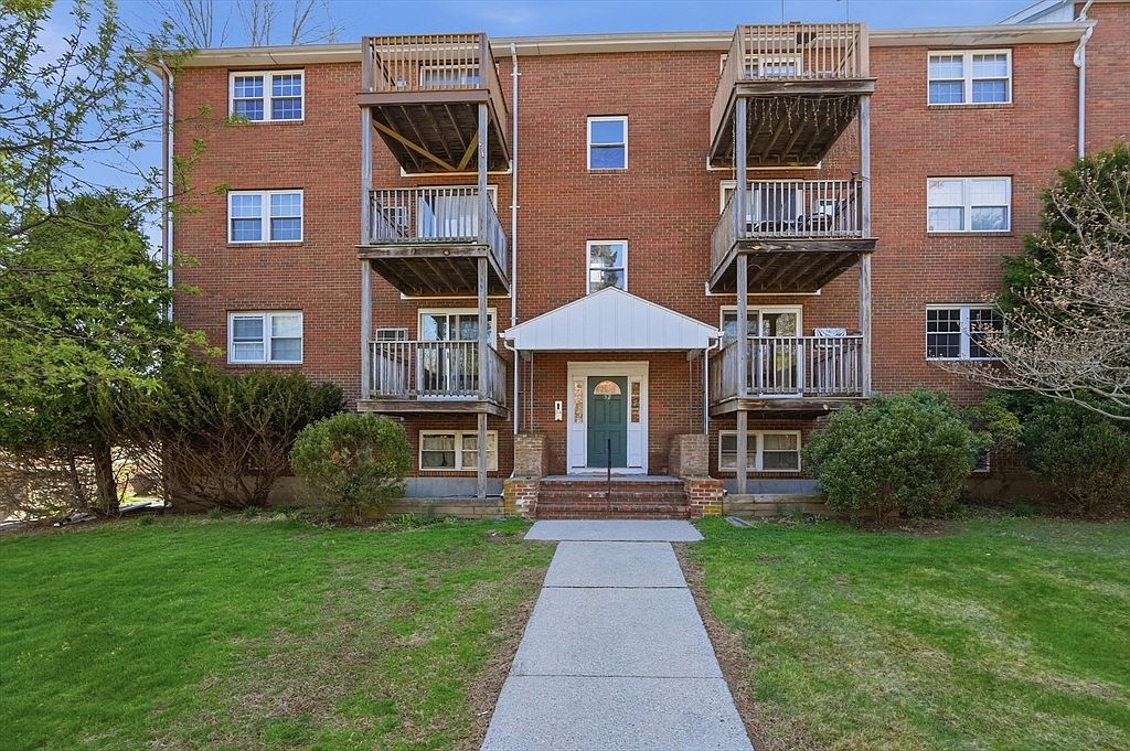 52 Burnap Rd APT 2