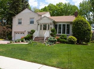 835 Colonial Arms Rd, Union, NJ 07083