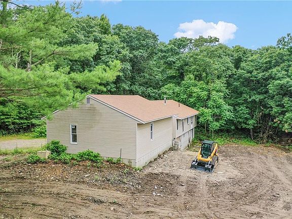 2nd image of 55 Forest Ln