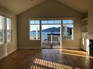 4516 Clipper Dr, Anacortes, WA 98221