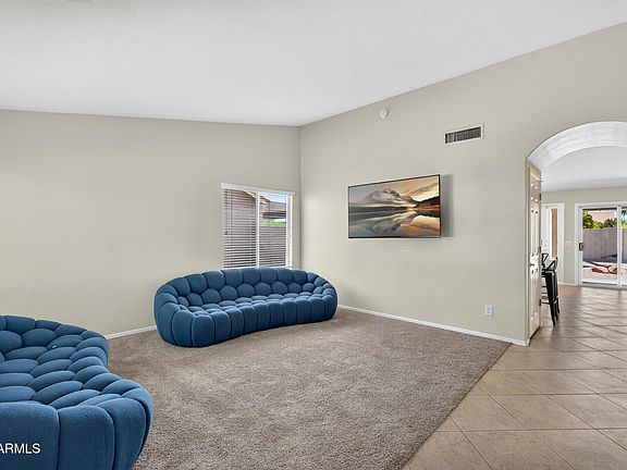 3rd image of 10209 E COOPERS HAWK Drive