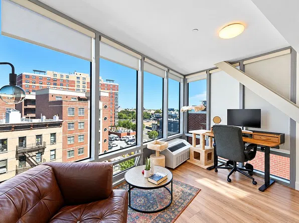 2818 Astoria Blvd #602, Long Island City, NY 11102