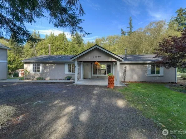 31180 Laughing Dog NE, Poulsbo, WA 98370