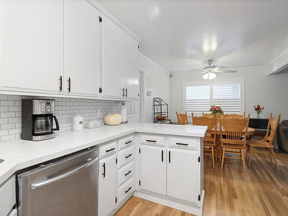 4th image of 3784 Timberline Dr