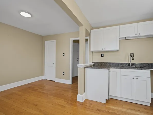 215-223 N Black Horse Pike, Runnemede, NJ