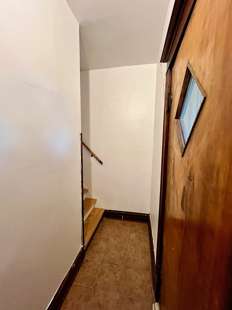 2 bed, $1,600 — Photo 4