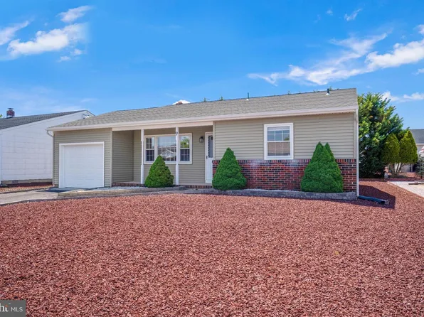 9 Norway Rd, Toms River, NJ 08757