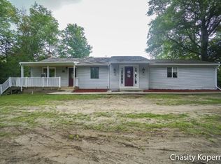 51 Lapan Dr, Sparta, MI 49345