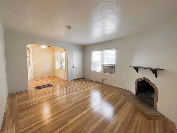4th image of 2309 H St #2315-C