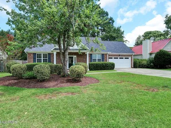 5225 Woods Edge Road, Wilmington, NC 28409