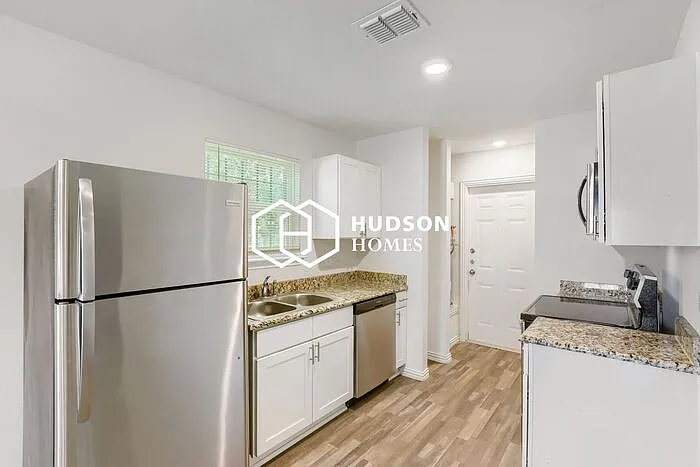 3259 Martin Luther King Dr — Photo 6