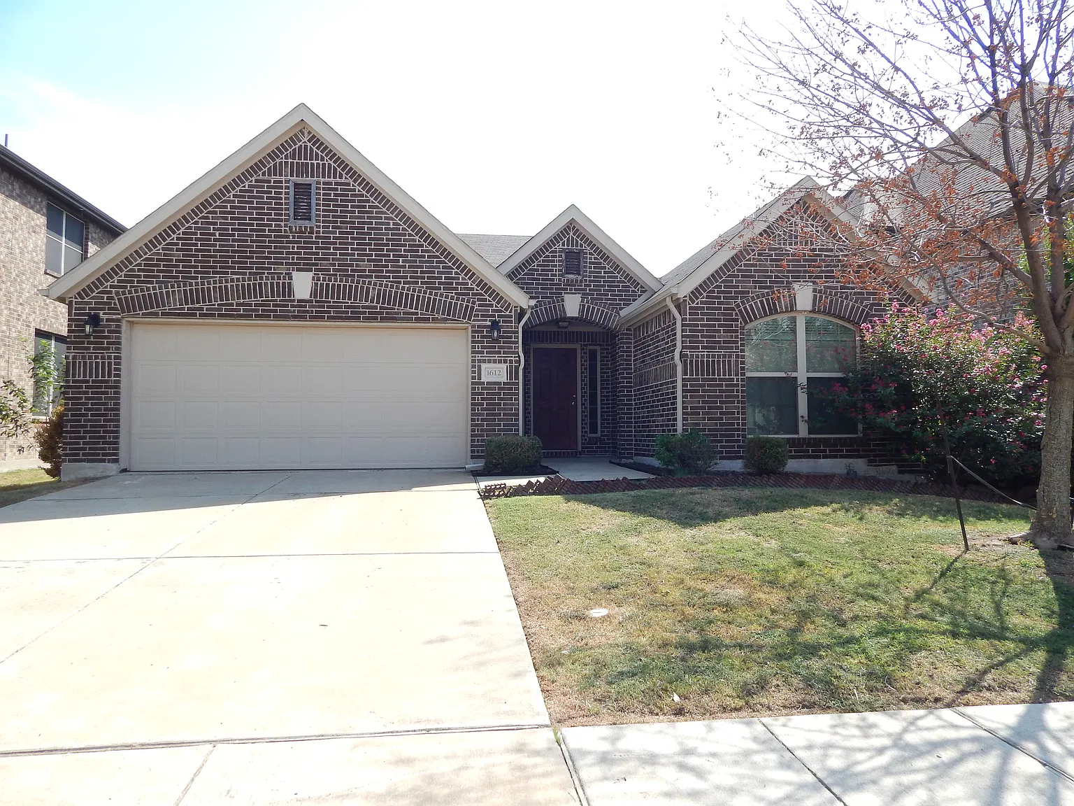 3 bed, 1716 sqft, $2,250 — Photo 1