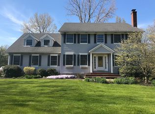 901 Chestnut Ln, Amherst, OH