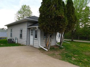 1100 Champagne St, Merrill, WI 54452