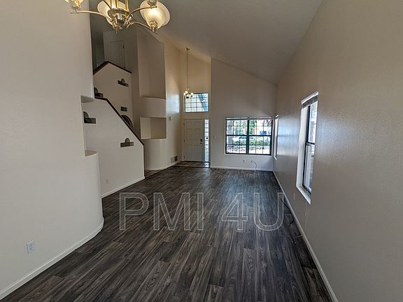 4th image of 7636 William Moyers Ave NE