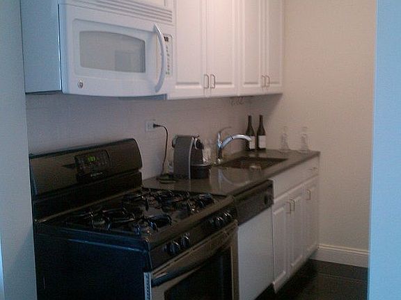 2nd image of 1623 3rd Ave APT 36B