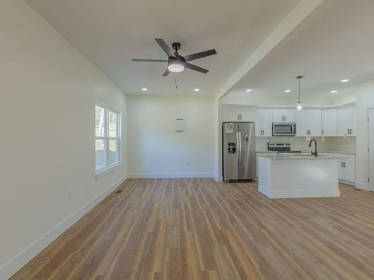 3624 Mountain View Dr — Photo 14
