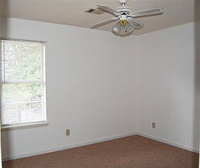 2nd image of 82 Skyway Dr